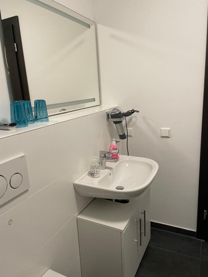 Appartement Im Herzen Von Leimen Exterior foto